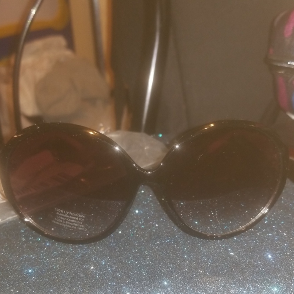Urban Outfitters Two-Tone Specter Sunglasses +Case